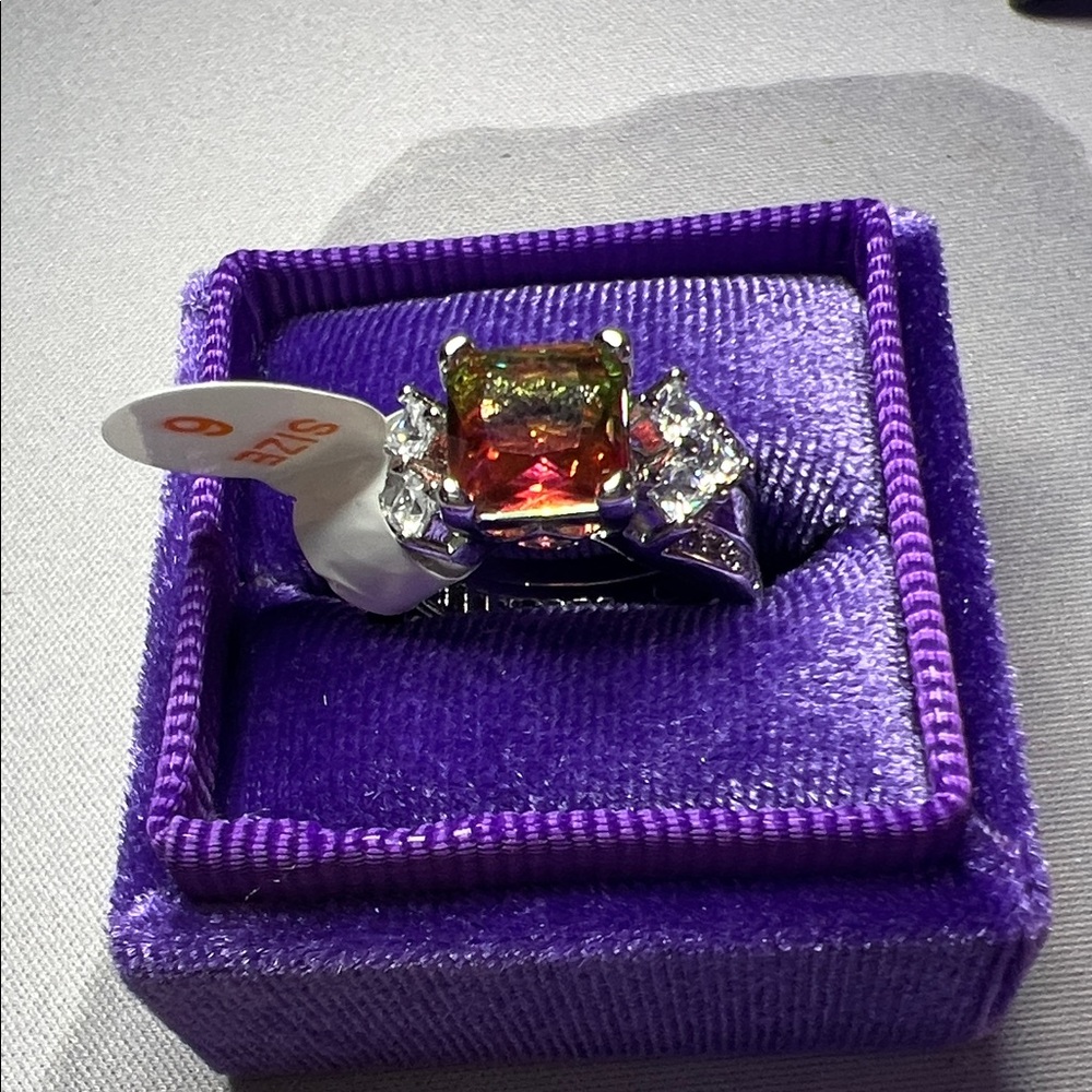 Elegant Silver Ring with Multicolor Gemstones